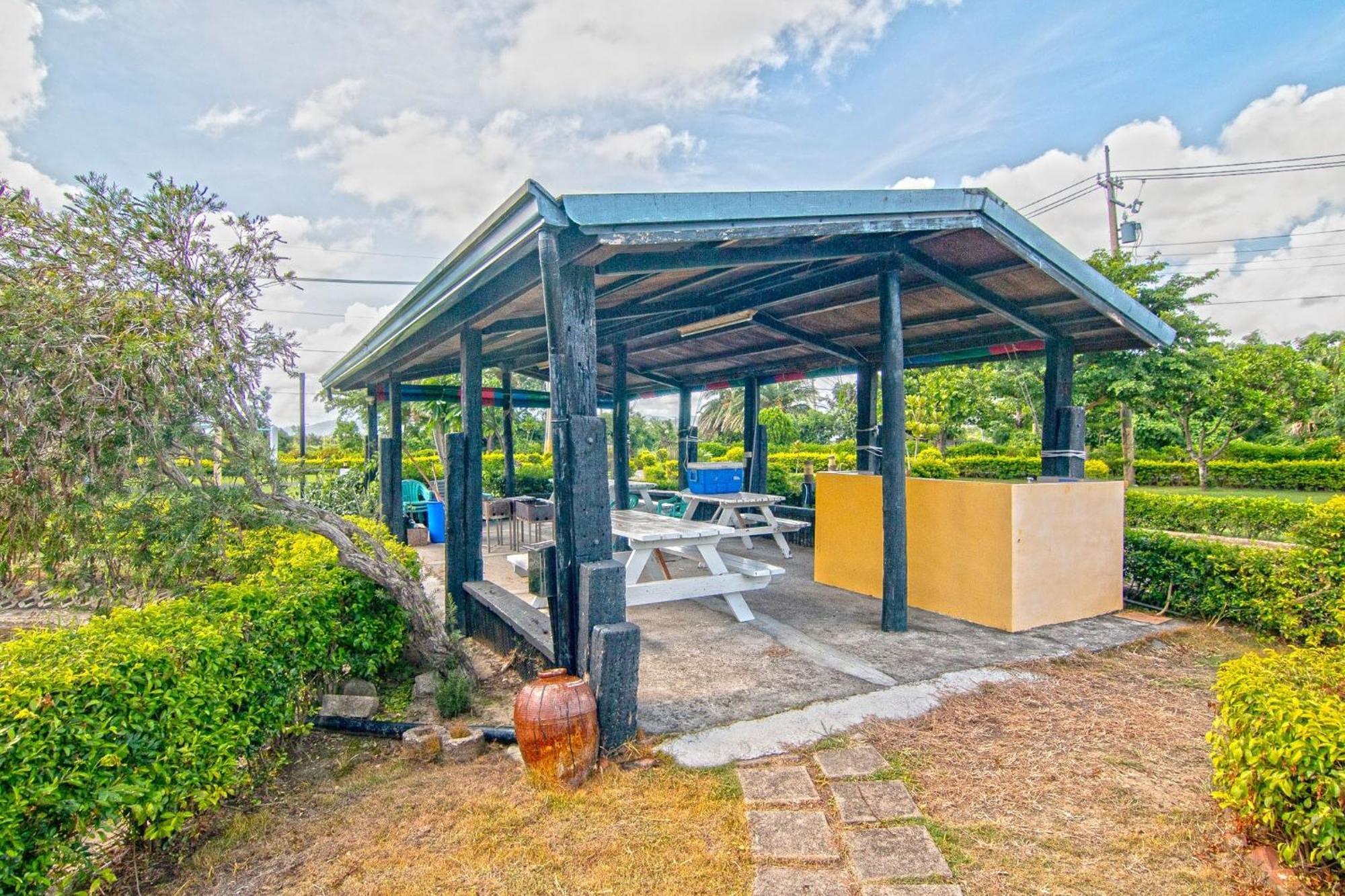 Kenting Avignon Bed and Breakfast Heng-ch'un Buitenkant foto