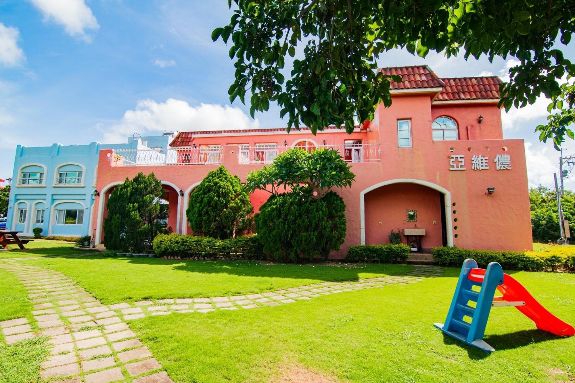 Kenting Avignon Bed and Breakfast Heng-ch'un Buitenkant foto