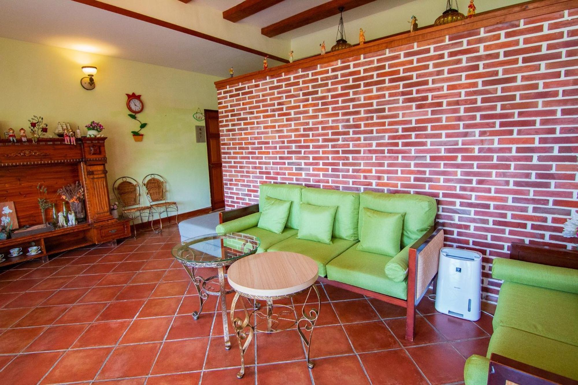 Kenting Avignon Bed and Breakfast Heng-ch'un Buitenkant foto