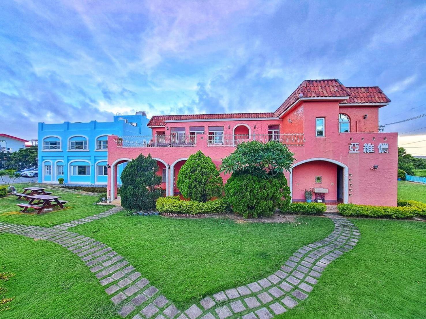Kenting Avignon Bed and Breakfast Heng-ch'un Buitenkant foto