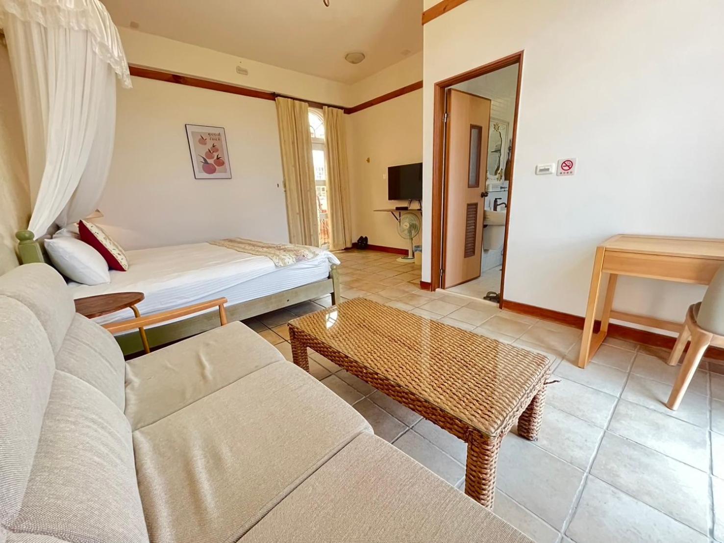 Kenting Avignon Bed and Breakfast Heng-ch'un Buitenkant foto
